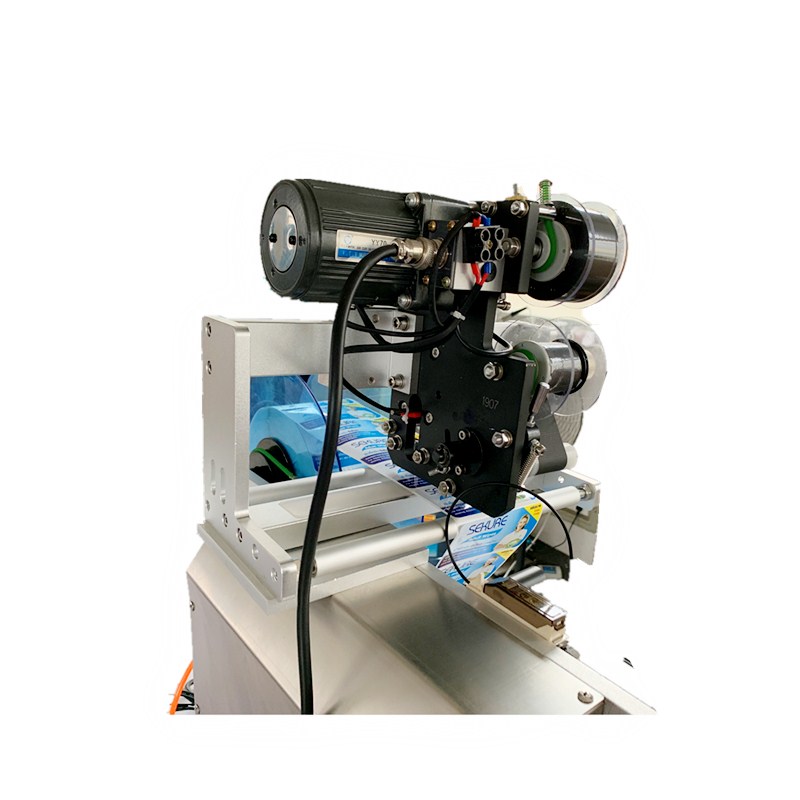 flat surface labeling machine with date printer